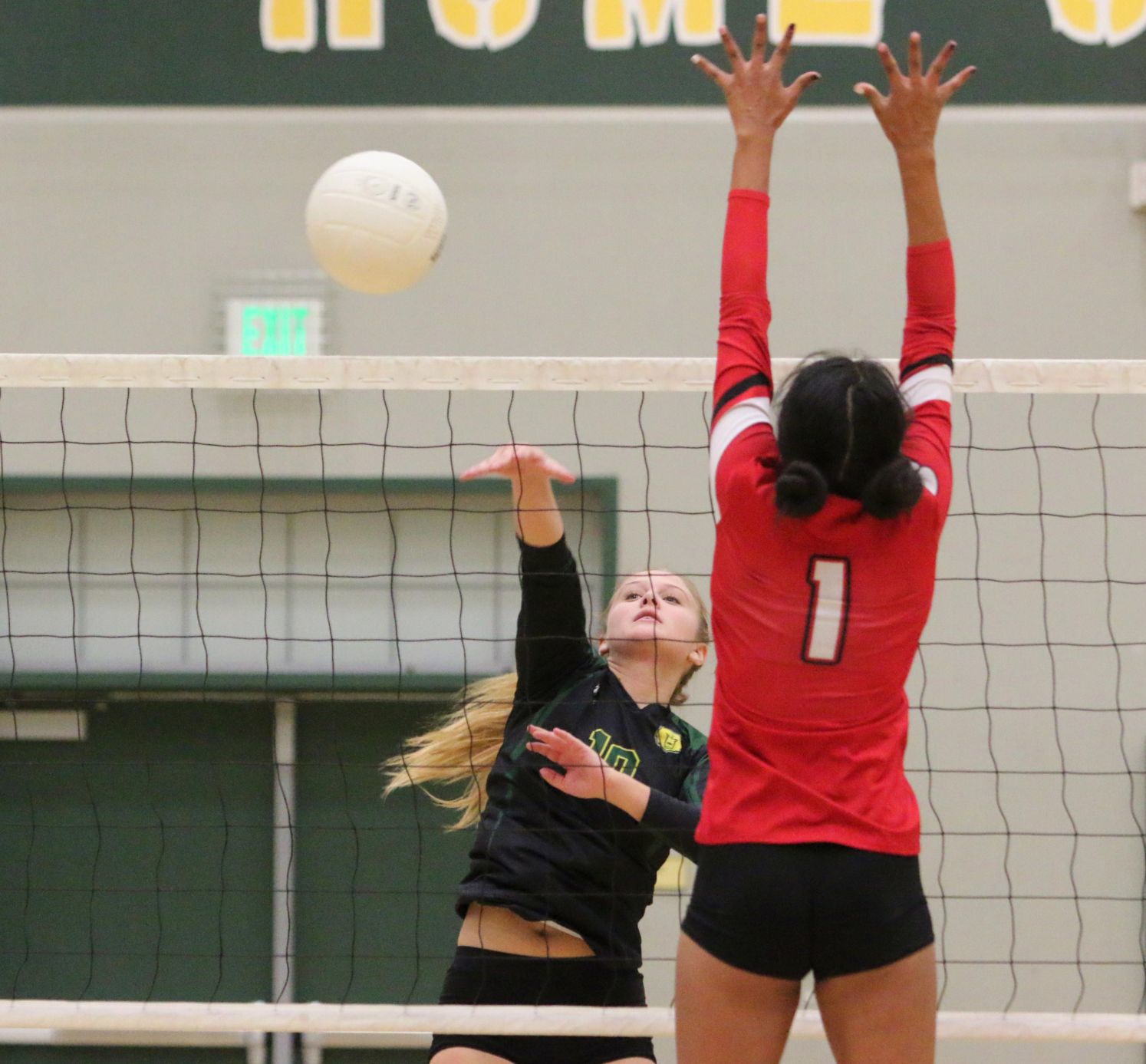 Sierra Pacific cruises past McFarland in opening round of volleyball playoffs